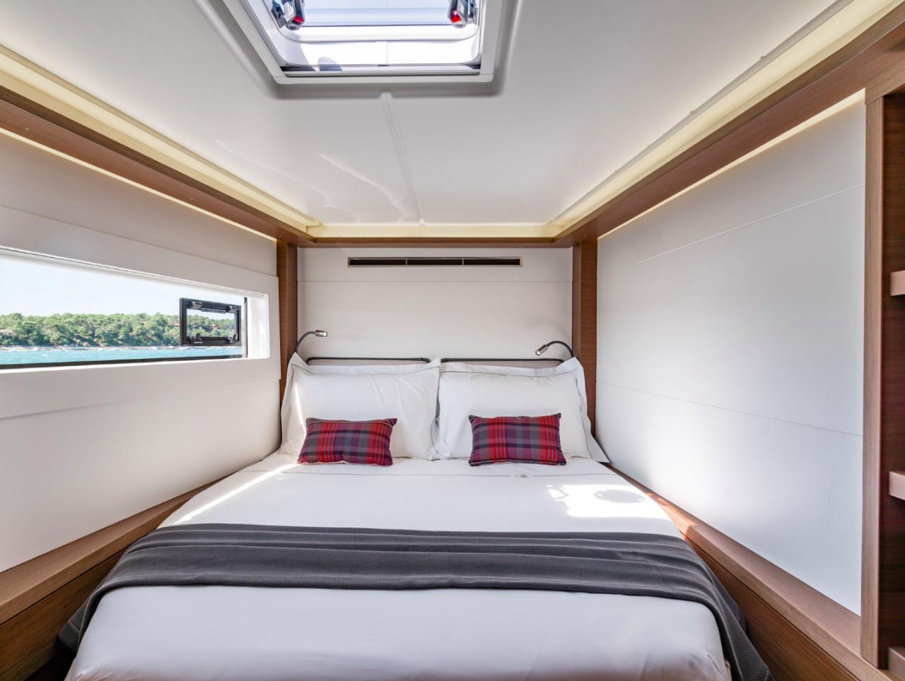 Lovro Test Lagoon 46