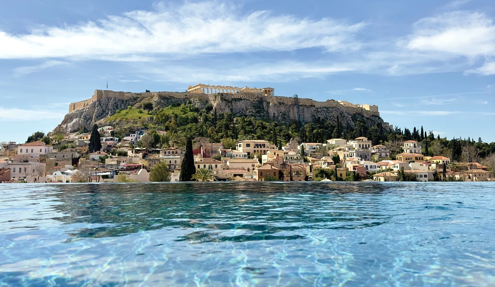 Atina Neden Tekne Tatili İçin Doğru Bir Başlangıç Noktası?
